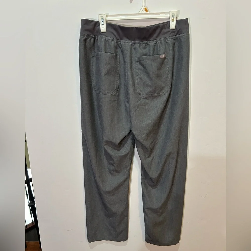 Figs Technical Collection Gray with Teal Drawstrings XL